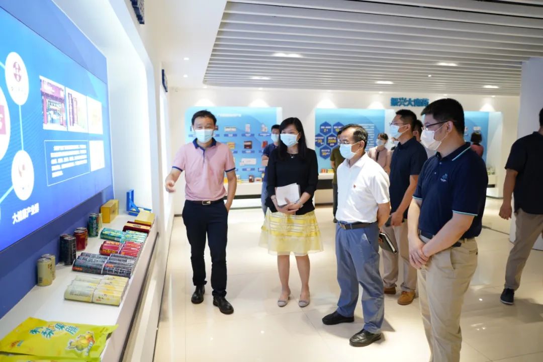 白云区科工商信局辅导一行到广药集团K8凯发调研